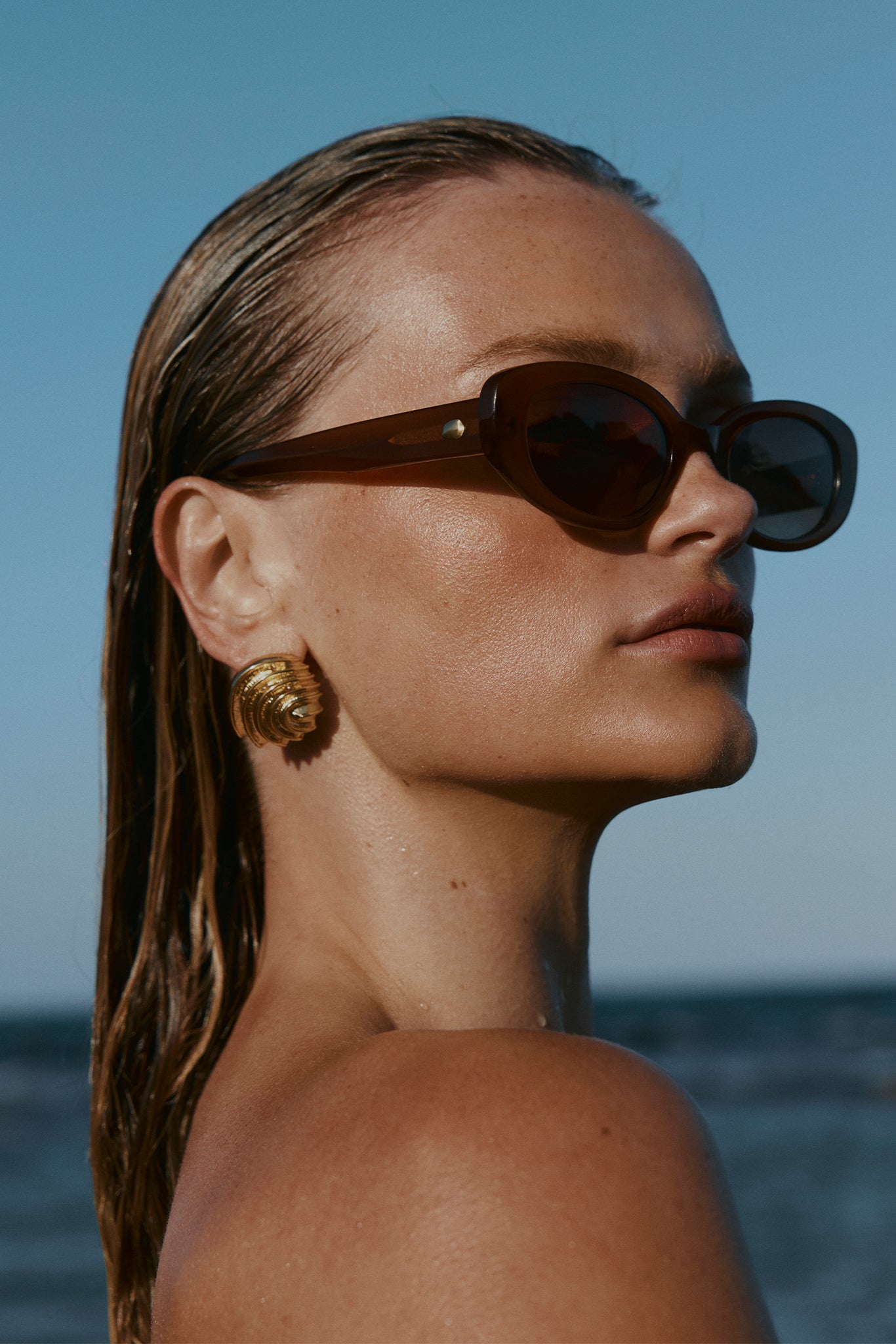 Alternative view of Es Vedrá Sunglasses - Brown